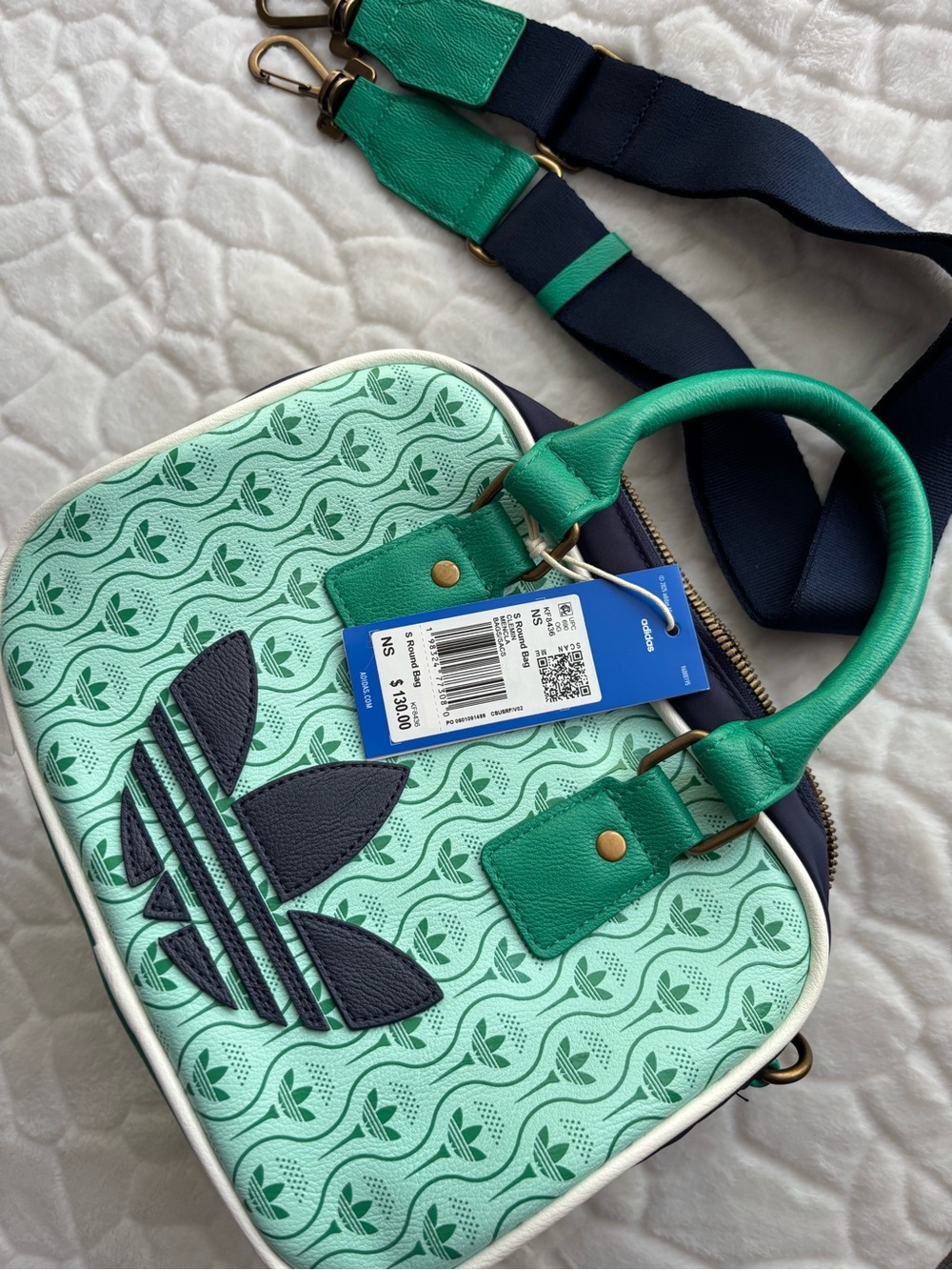 adidas ORIGINALS ROUND BAG - Picture 8 of 16